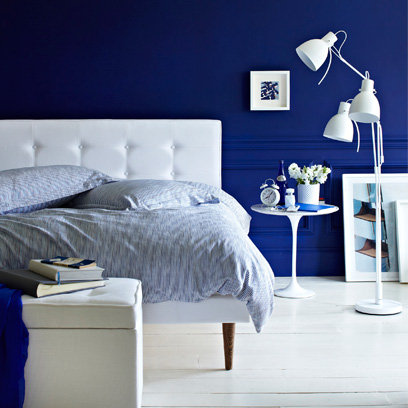 Blue and white bedroom - Red online mag