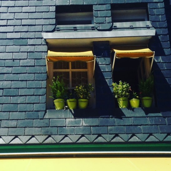 Honfleur yellow window